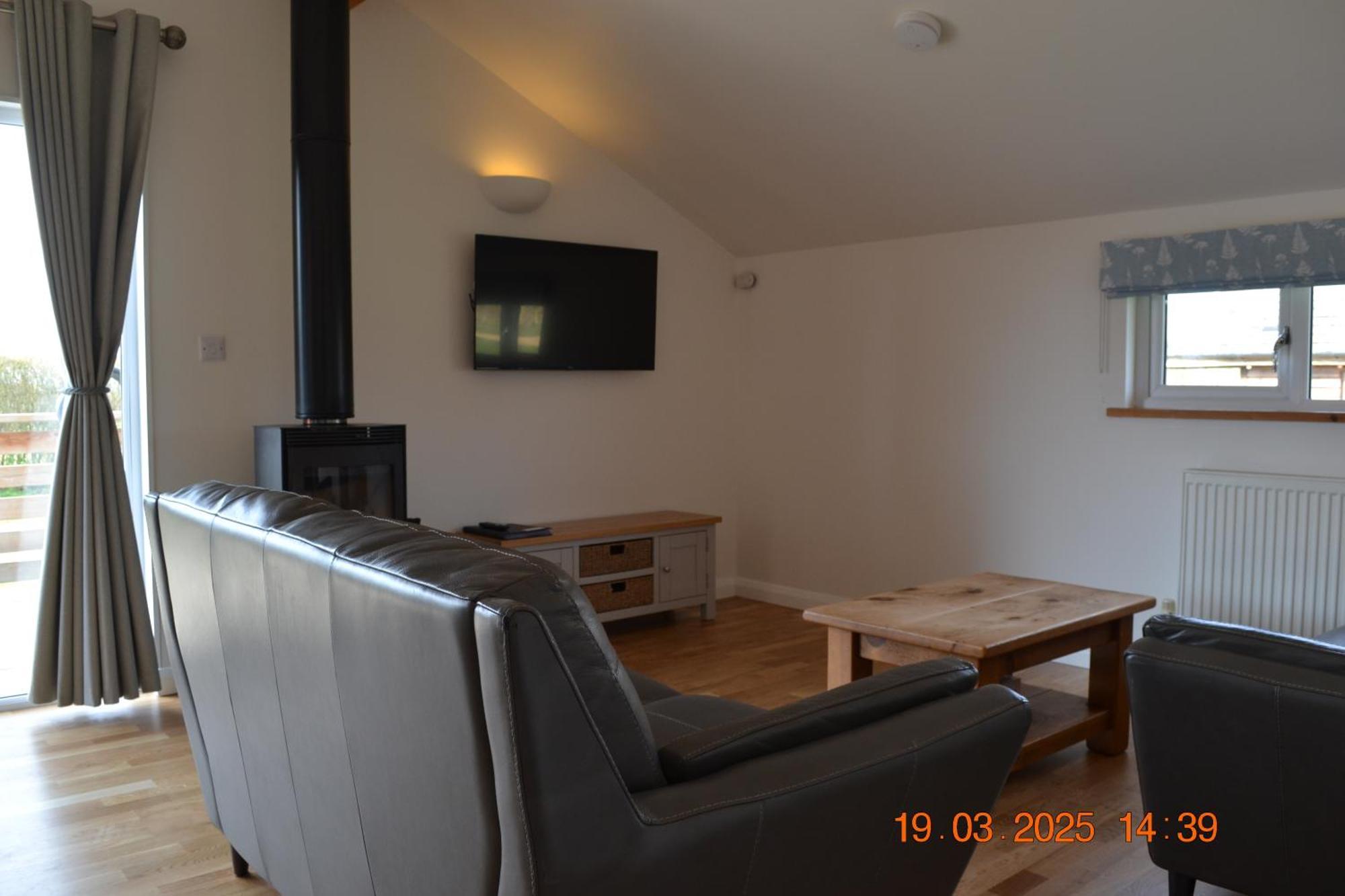 Fields End Lodges Doddington  Bagian luar foto