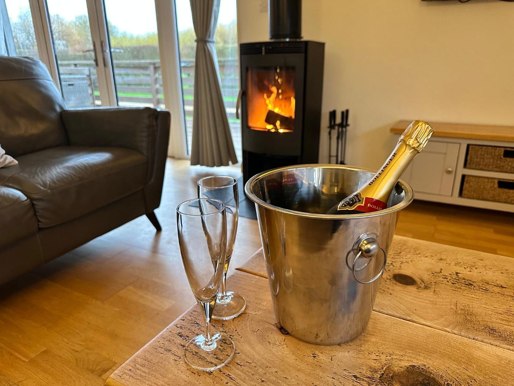Fields End Lodges Doddington  Bagian luar foto
