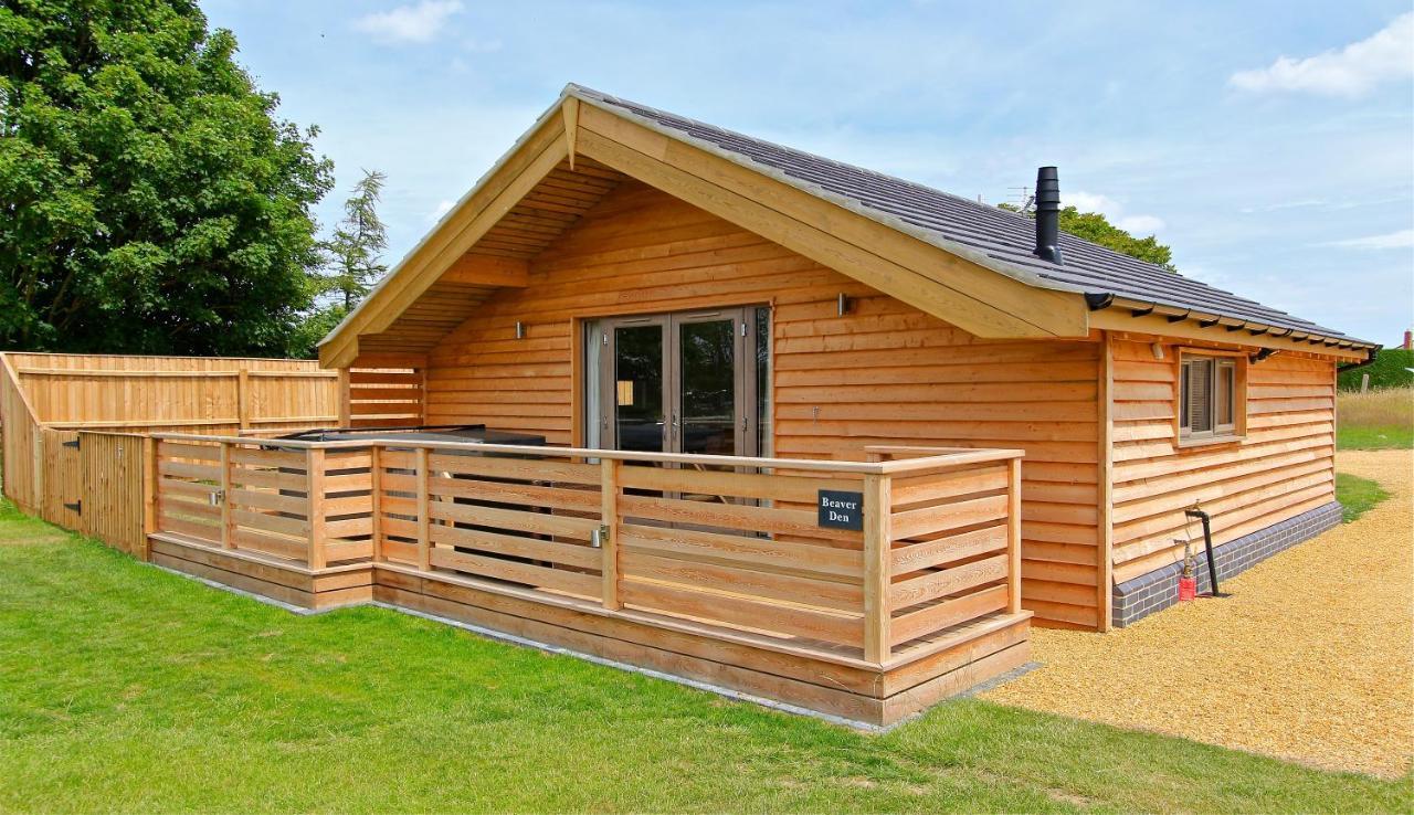 Fields End Lodges Doddington  Bagian luar foto
