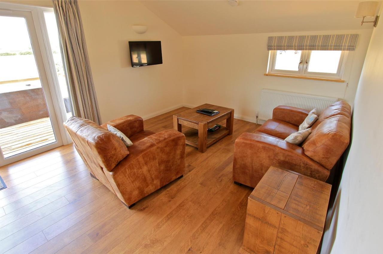 Fields End Lodges Doddington  Bagian luar foto